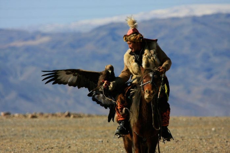 Охота с беркутами в Кыргызстане